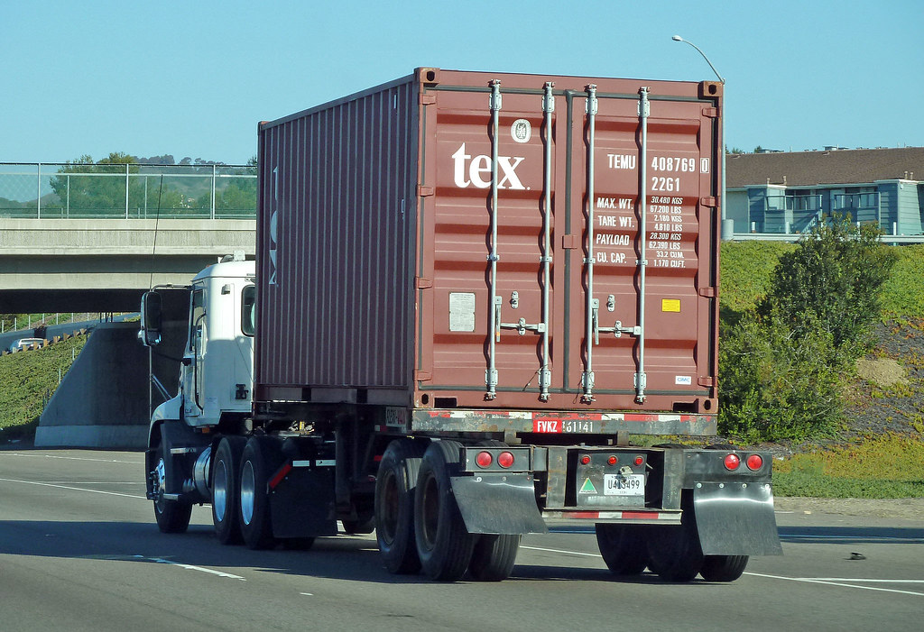 Ekspedisi Murah dan Aman Jakarta Surabaya